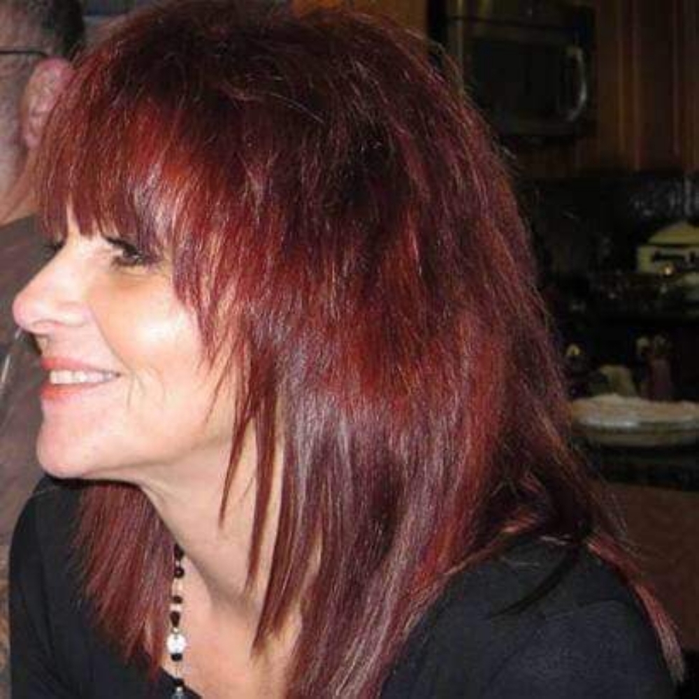 Meet your Posher, Linda